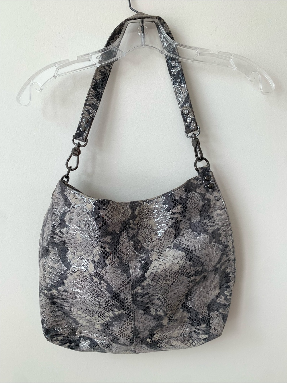 HOBO Gray Silver Snake-Print Bag silver hardware